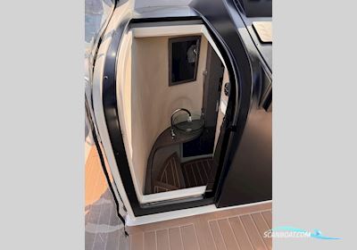 Pirelli Pzero 14 MT Motorboat 2020, with Mercruiser engine, Turkey