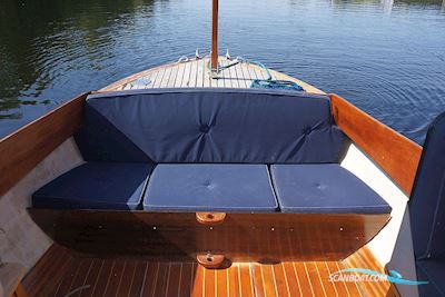 Polar 22 Motorboat 1965, with Volvo Penta engine, The Netherlands
