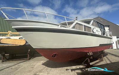Polaris 950 Motorboat 1979, with Peugeot engine, The Netherlands