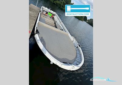 Pontoon M4 Motorboat 1944, with Suzuki engine, The Netherlands