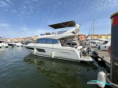 Prestige 450 Motorboat 2017, with Volvo Penta engine, Portugal