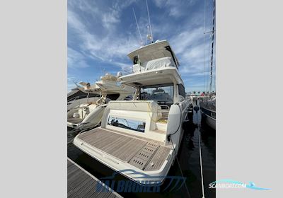 Prestige 520 Motorboat 2024, with Volvo Penta D6-IPS650 engine, Italy