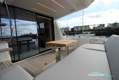 Prestige 520 Motorboat 2025, with Volvo Penta engine, Ireland