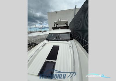 Prestige 520 Motorboat 2024, with Volvo Penta D6-Ips650 engine, Italy