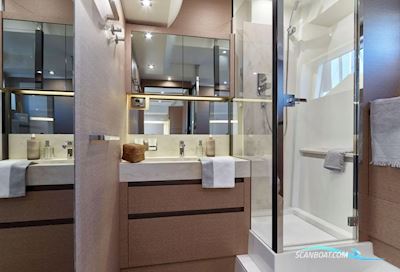 Prestige 630 Motorboat 2021, France