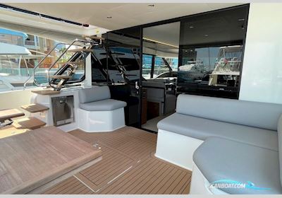 Prestige M 48 Motorboat 2023, with Volvo engine, The Netherlands