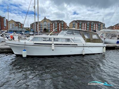 Princess 32 Motorboat 1973, with Perkins engine, United Kingdom