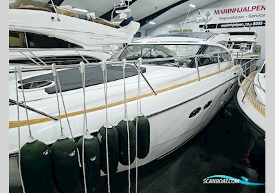 Princess V42 Volvo Penta D6-370 Joystick control Motorboat 2012, with Volvo Penta D6-370 engine, Sweden