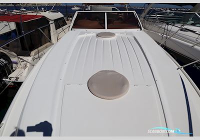 Princess V42 Motorboat 2002, with Volvo Penta engine, Spain
