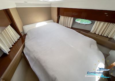 Princess V42 Motorboat 2010, with Volvo Penta D6 370 hk engine, Denmark