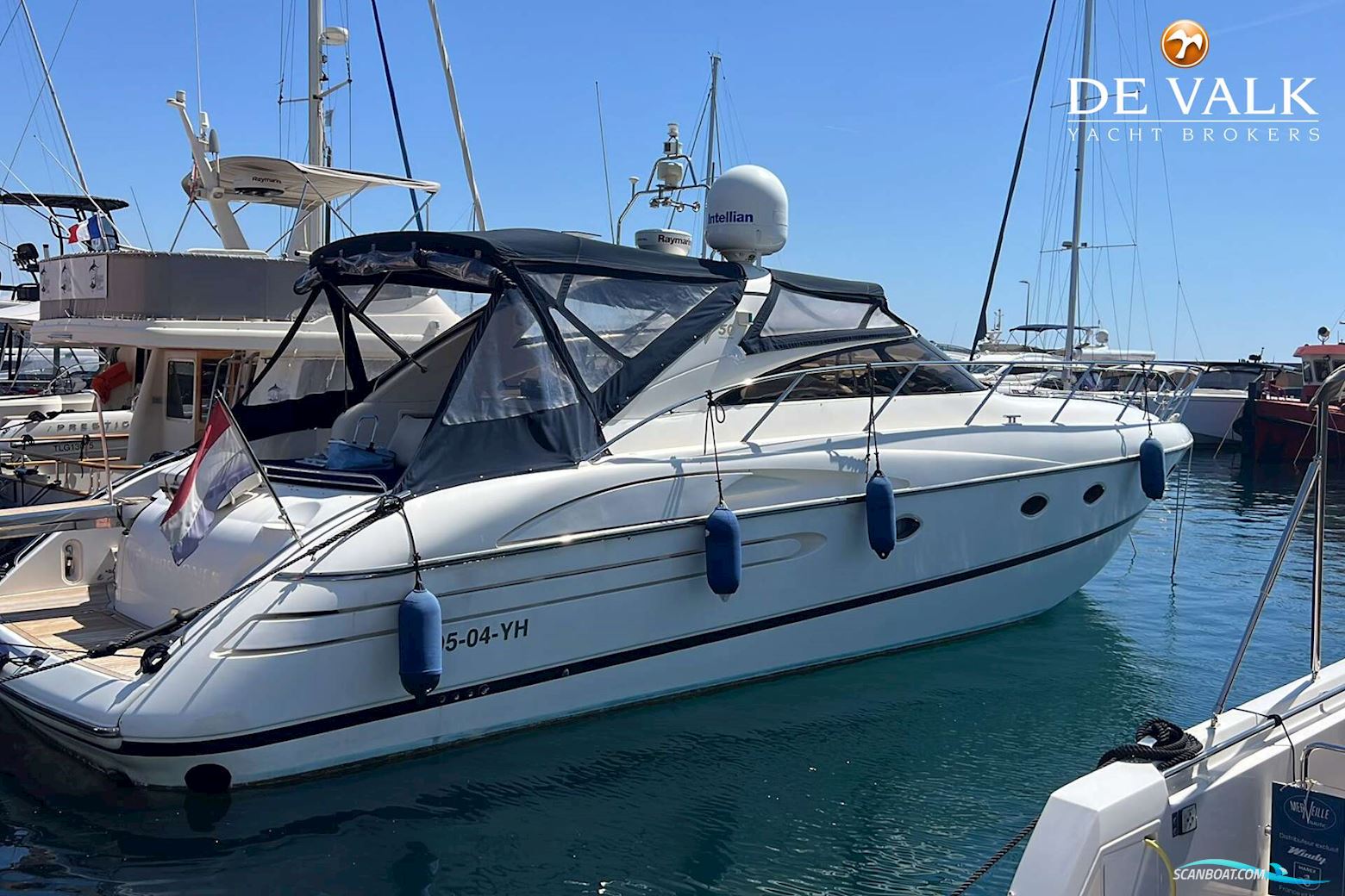 Princess V50 Motorboat 2001, with Volvo Penta engine, France