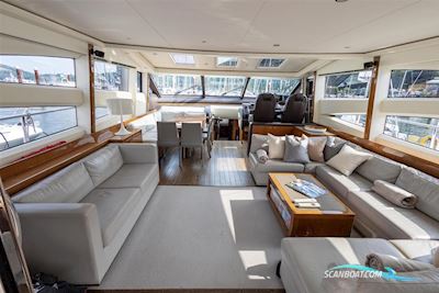 Princess V78 Motorboat 2010, with 2 x Caterpillar C32A engine, United Kingdom