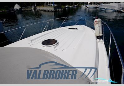 Princess Yachts V42 Motorboat 2001, with Volvo Penta Kad 44 engine, Switzerland