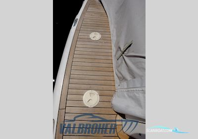 Princess Yachts V42 Motorboat 2001, with Volvo Penta Kad 44 engine, Switzerland