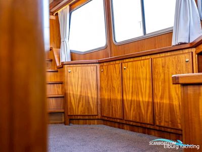 Privateer  43 - 2 x Spudpaal  Motorboat 2001, The Netherlands