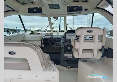 Pursuit 385 OS Motorboat 2013, with Mercury engine, France