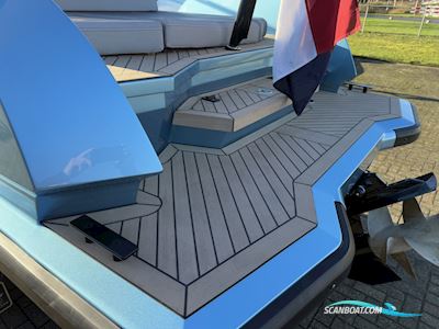 Qualia 25 Cabin Motorboat 2023, with Mercruiser engine, The Netherlands