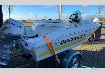 Quicksilver 425 Open Sundeck Motorboat 2006, with Honda engine, The Netherlands