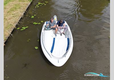 Quicksilver 425 Open Motorboat 2006, with Honda engine, The Netherlands