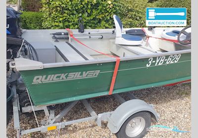 Quicksilver 450sf Motorboat 2010, The Netherlands