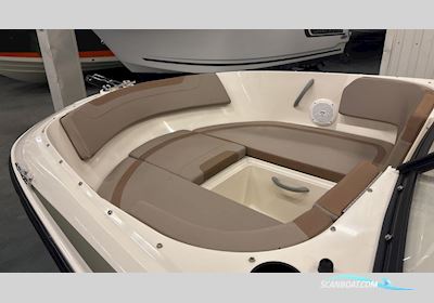 Quicksilver 525 Axess Motorboat 2022, with Mercury engine, Sweden