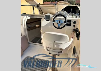Quicksilver 640 Cruiser Motorboat 2010, with Mercruiser Mcm 3.0 L engine, Italy
