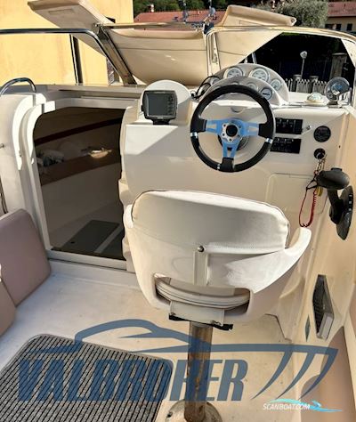 Quicksilver 640 Cruiser Motorboat 2010, with Mercruiser Mcm 3.0 L engine, Italy
