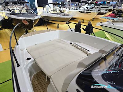Quicksilver 705 Open + Mercury F200XL V6 Motorboat 2025, with Mercury engine, Germany