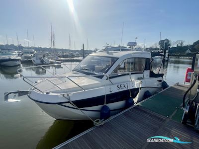Quicksilver 755 Weekend Motorboat 2016, with Mercruiser engine, United Kingdom