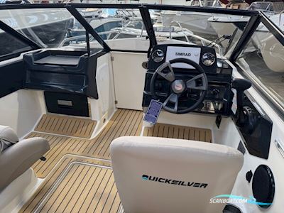Quicksilver Activ 555 Bowrider med F115 Mercury-EFI ProXS 4 takt 2,1L - Topudstyret Motorboat 2025, Denmark