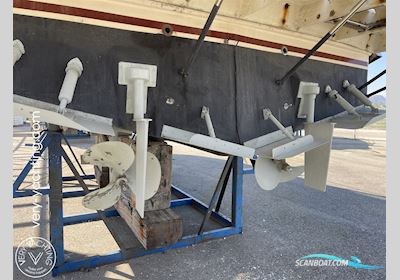 Raffaelli MIDDLE DAY Motorboat 1985, with Volvo Penta TAMD70E engine, France