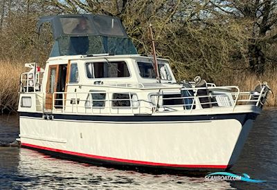 Rakken Kruiser Gsak Motorboat 1980, with Peugeot engine, The Netherlands