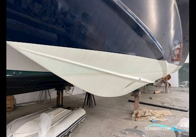 Real Powerboats Revolution 46 Motorboat 2004, with Volvo Penta engine, Portugal