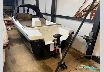 Reest Sloep 480 elektrisch Motorboat 2024, with Haswing engine, The Netherlands