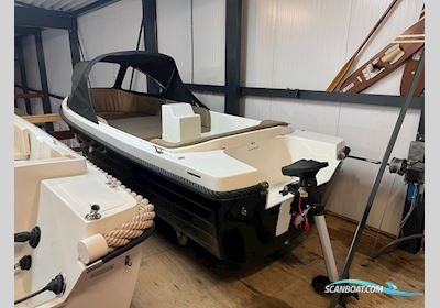 Reest Sloep 480 elektrisch Motorboat 2024, with Haswing engine, The Netherlands