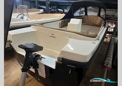 Reest Sloep 480 elektrisch Motorboat 2024, with Haswing engine, The Netherlands