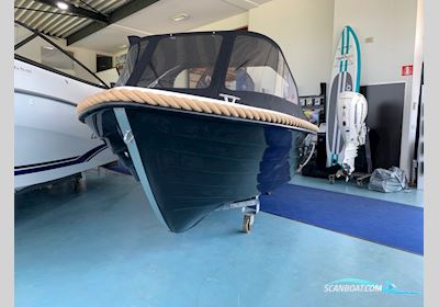 Reest Sloep 520 Classic Motorboat 2025, with Suzuki DF9.9 BRL engine, The Netherlands