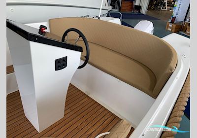 Reest Sloep 520 Motorboat 2023, with Suzuki DF15Arl (Injectie, el. Gestart) engine, The Netherlands