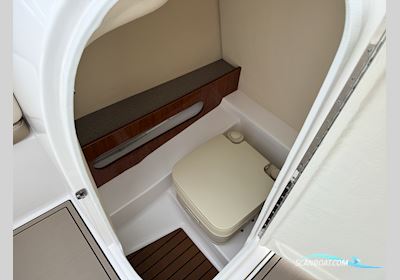 Regal 2220 Fasdeck Motorboat 2011, with Mercruiser engine, United Kingdom