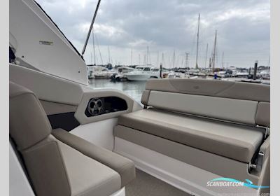 Regal 28 Express Motorboat 2014, with Mercruiser engine, United Kingdom