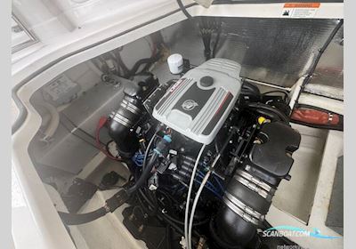 Regal 28 Express Motorboat 2014, with Mercruiser engine, United Kingdom