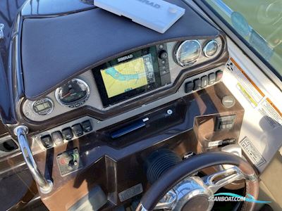 Regal 28 Express Motorboat 2014, with Mercruiser engine, United Kingdom