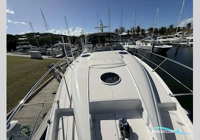 Regal 4460 Commodore Motorboat 2006, with Volvo-Penta engine, Virgin Islands
