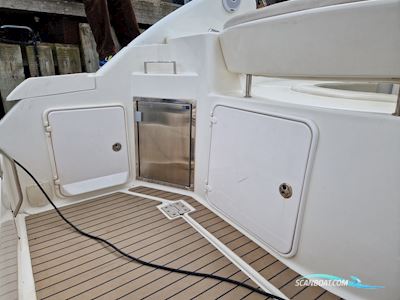 Regal Commodore 3060 DIESEL Motorboat 2004, with Yanmar
 engine, Denmark