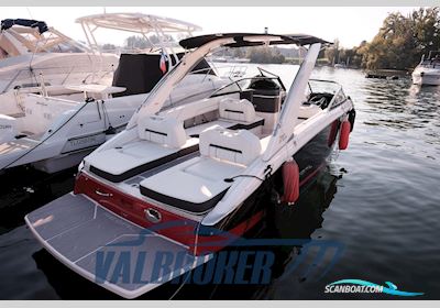 Regal Marine LS6 Bowrider Motorboat 2022, with Volvo Penta V8 Evc2 DP Cat engine, Italy