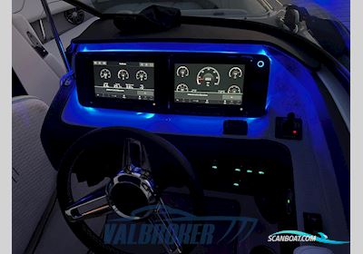 Regal Marine LS6 Bowrider Motorboat 2022, with Volvo Penta V8 Evc2 DP Cat engine, Italy