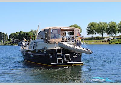 Reline Classic 1100 AC Motorboat 2015, with Volvo Penta engine, Belgium