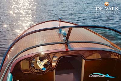 Retro Classic 8.3 Motorboat 2025, with Selectable engine, Germany