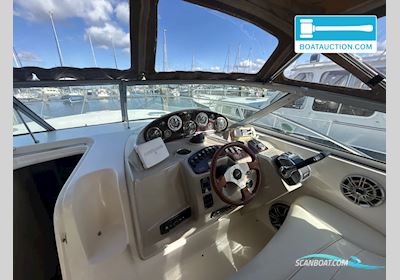 Rinker Fiesta Vee 342 Motorboat 2003, with GM Motors engine, The Netherlands