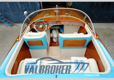 Riva Aquarama Special Motorboat 1985, with Thermoelectric 350 engine, Italy
